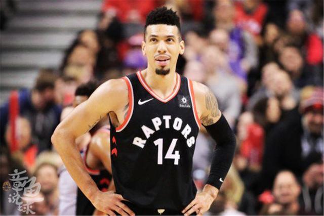 恐怖4人组冲水晶宫后防!数据示曼城赢紧咬枪手