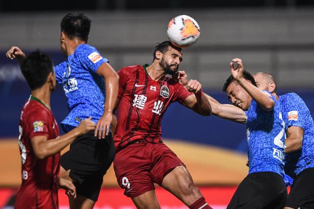 骑士力克步行者锁定季后赛 76人7连胜追平魔术